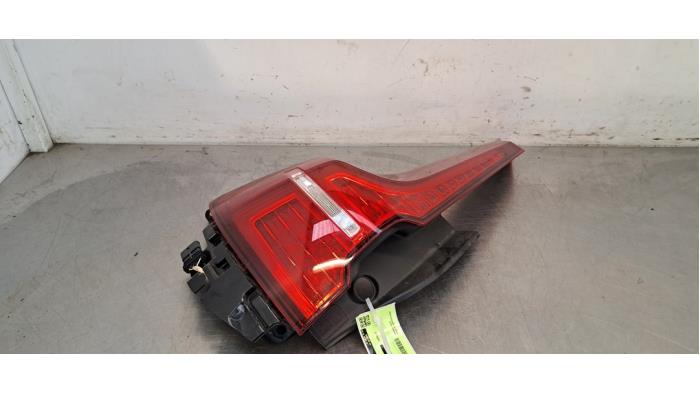 Feu arrière gauche Volvo V60