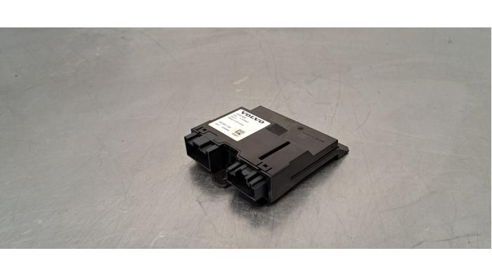 Module passage hayon Volvo V60
