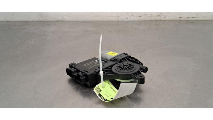 Moteur de vitre portière Volvo V60