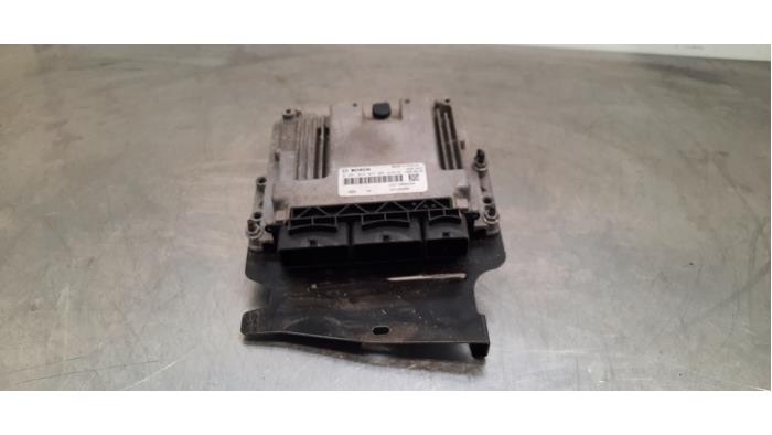 Ordinateur gestion moteur Renault Trafic