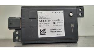 Gebruikte Bluetooth module Tesla Model 3 Standard RWD Plus, Long Range RWD Prijs € 66,55 Inclusief btw aangeboden door Autohandel Didier