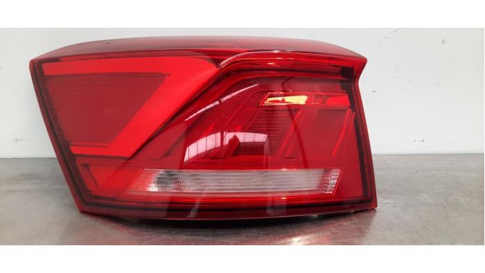 Feu arrière gauche Volkswagen T-Roc