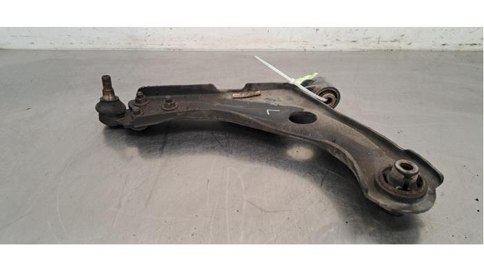 Bras de suspension avant gauche Peugeot Rifter