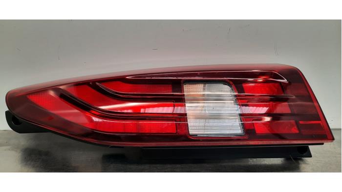 Feu arrière droit Peugeot Rifter