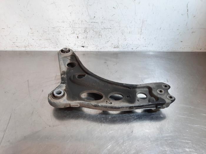 Bras de suspension avant droit Renault Trafic