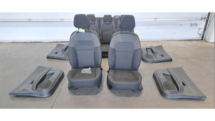 Kit revêtement (complet) Dacia Jogger