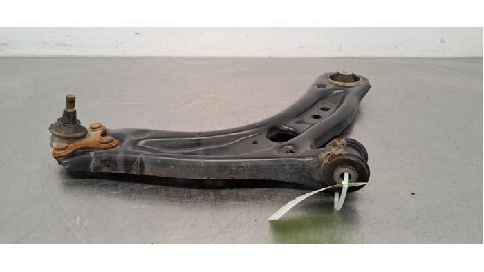 Bras de suspension avant droit Audi A3