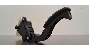 Gebruikte Gaspedaal Dacia Jogger 1.0 TCe 110 12V Prijs € 48,40 Inclusief btw aangeboden door Autohandel Didier