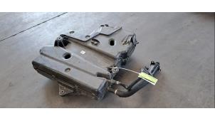 Gebruikte Tank adblue Volkswagen Transporter T6 2.0 TDI Prijs € 332,75 Inclusief btw aangeboden door Autohandel Didier