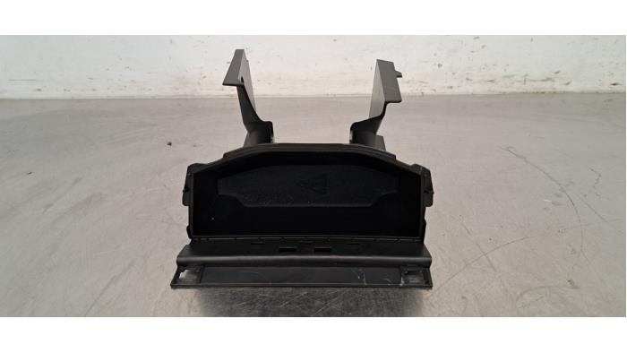 Compartiment de rangement Ford Fiesta
