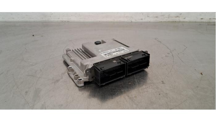 Ordinateur gestion moteur Ford Fiesta