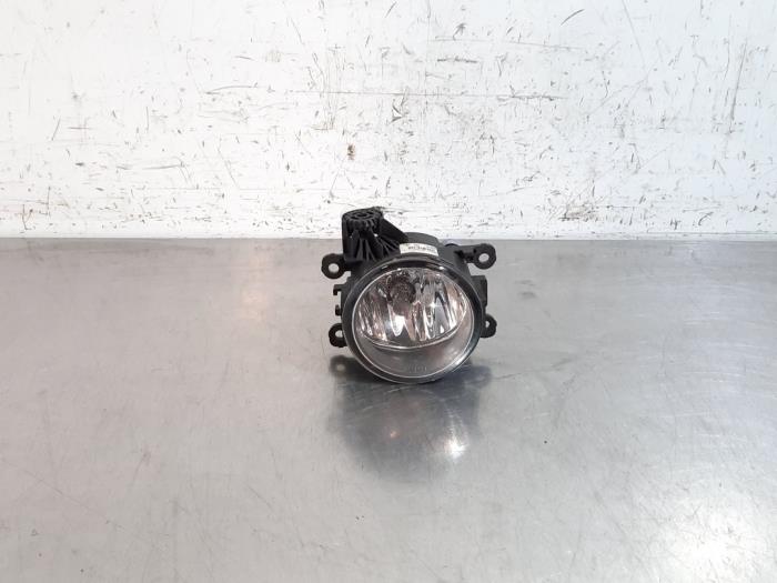 Feu antibrouillard avant droit Renault Trafic