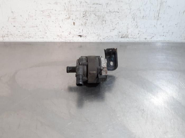 Pompe à eau supplémentaire Renault Trafic
