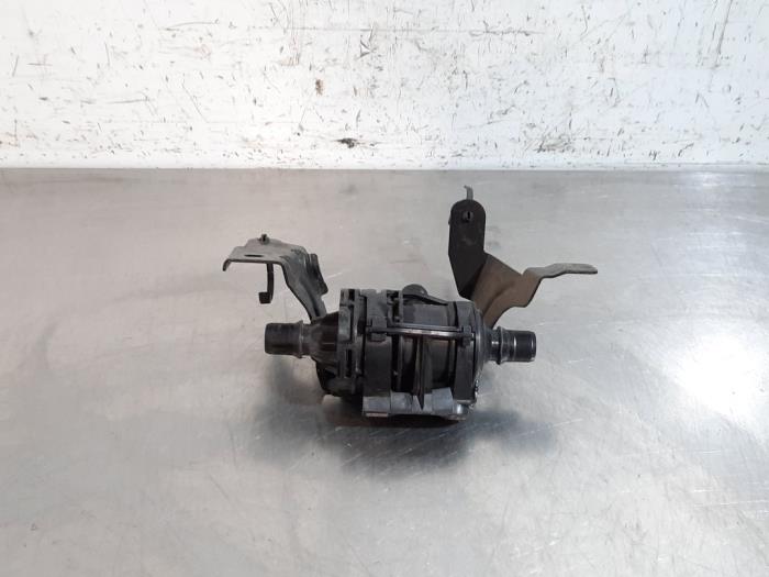 Pompe à eau supplémentaire Renault Trafic