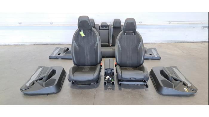 Kit revêtement (complet) Peugeot 308