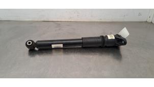 Gebruikte Schokdemper links-achter Citroen C4 Berline (BA/BB/BC) 1.2 PureTech 130 12V Prijs € 36,30 Inclusief btw aangeboden door Autohandel Didier