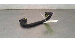 Gebruikte Brandstofleiding Citroen C5 Aircross I (A4/AC/AJ/AR) 1.6 Hybrid 225 16V Prijs € 24,20 Inclusief btw aangeboden door Autohandel Didier
