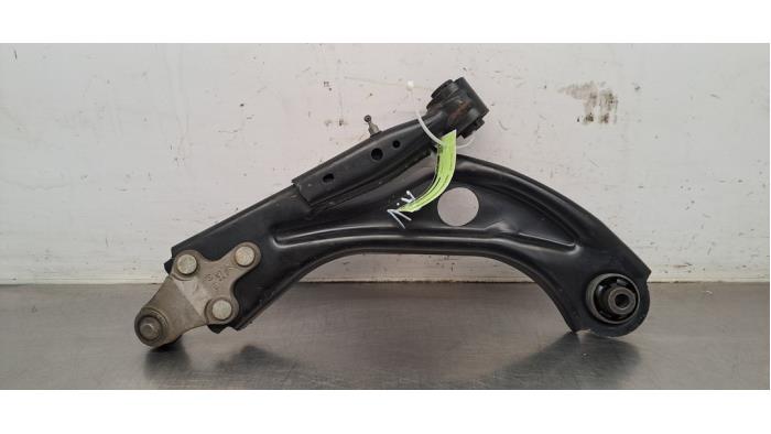 Bras de suspension avant droit Peugeot 3008