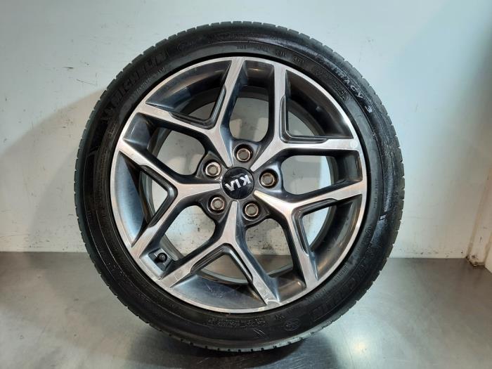Jante + pneumatique Kia Pro Cee&#039;d