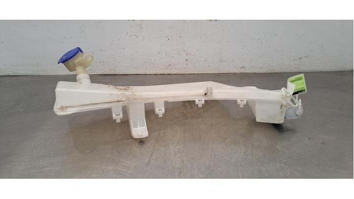 Réservoir lave-glace avant Peugeot 3008