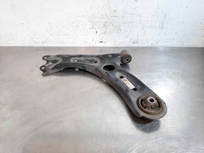 Bras de suspension avant gauche Kia Pro Cee&#039;d