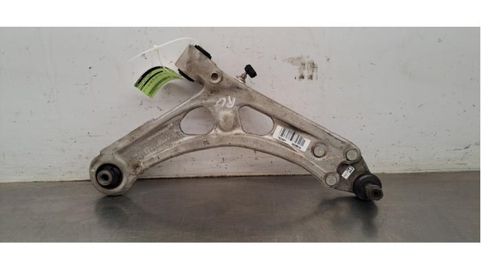Bras de suspension avant droit Peugeot 408