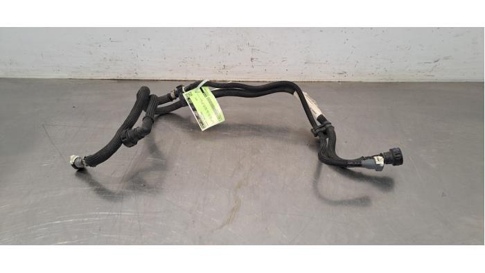 Conduit de carburant Peugeot 408