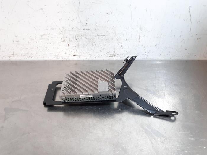 Antenne amplificateur BMW 1-Série