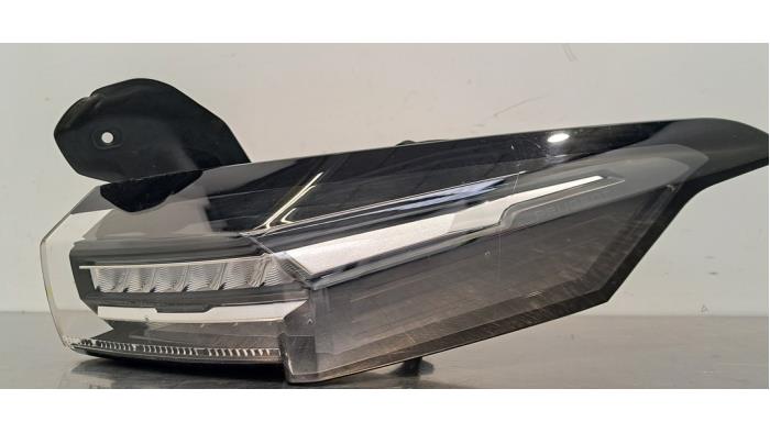 Feu arrière droit Peugeot 408