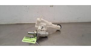 Gebruikte Hoofdremcilinder Peugeot 408 1.2 PureTech 130 Prijs € 42,35 Inclusief btw aangeboden door Autohandel Didier
