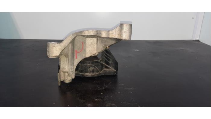 Support moteur Renault Megane