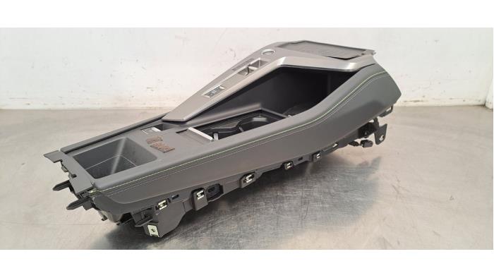 Console centrale Peugeot 408