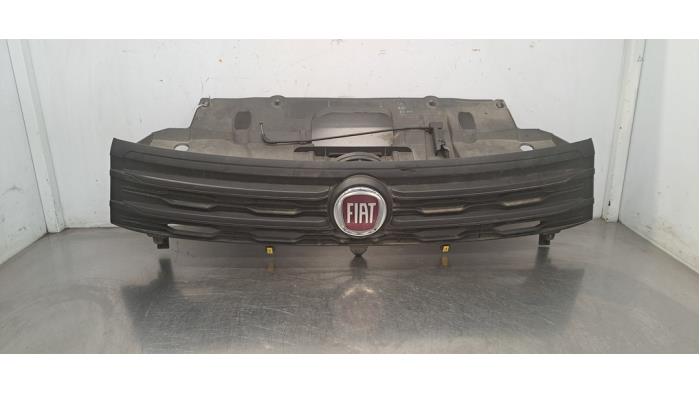 Calandre Fiat Talento