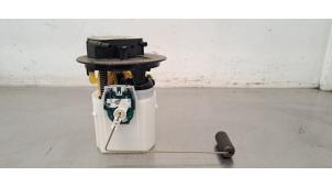 Gebruikte Tank element Pomp Peugeot 408 1.6 16V HYbrid 225 Prijs € 175,45 Inclusief btw aangeboden door Autohandel Didier