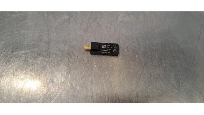 Antenne amplificateur Audi A6