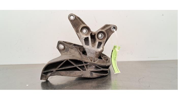 Support moteur Peugeot Rifter