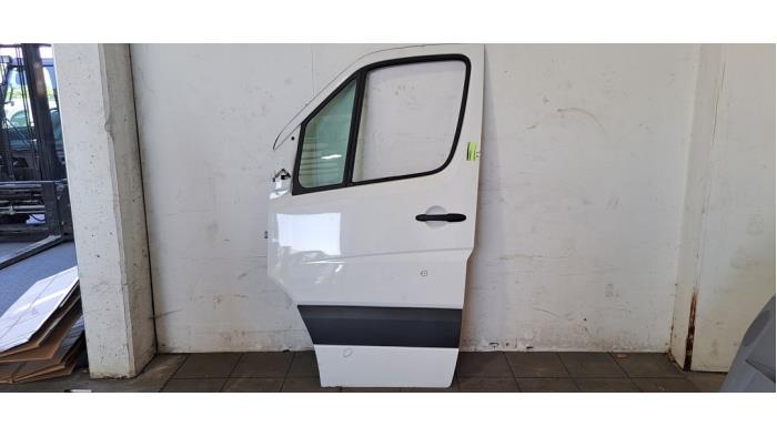 Drzwi lewe przednie wersja 4-drzwiowa Mercedes Sprinter