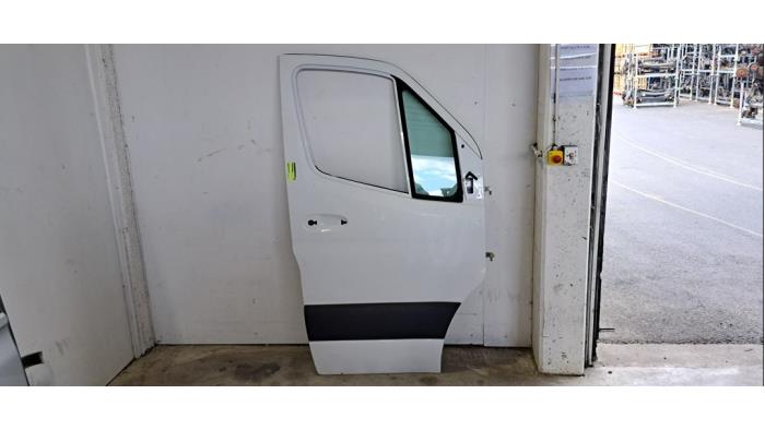 Portier 4Deurs rechts-voor Mercedes Sprinter