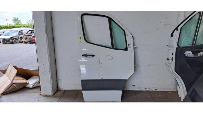 Portier 4Deurs rechts-voor Mercedes Sprinter