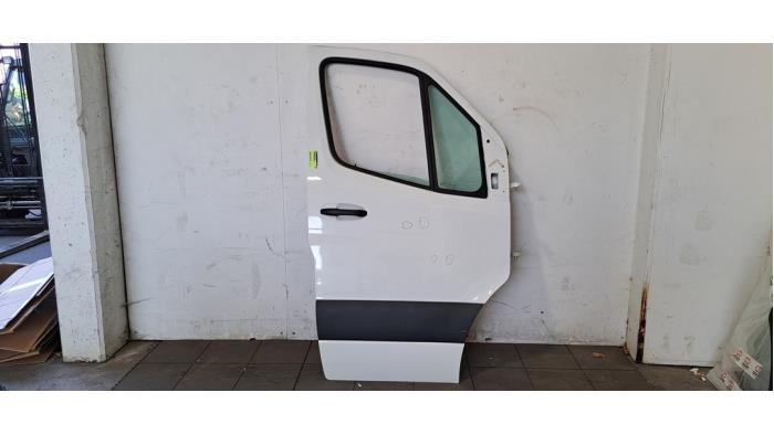 Portier 4Deurs rechts-voor Mercedes Sprinter