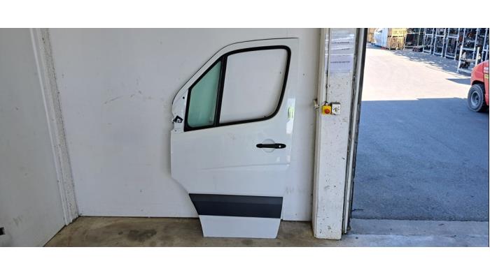 Portier 4Deurs links-voor Mercedes Sprinter