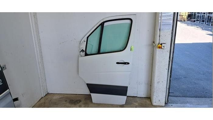 Portier 4Deurs links-voor Mercedes Sprinter