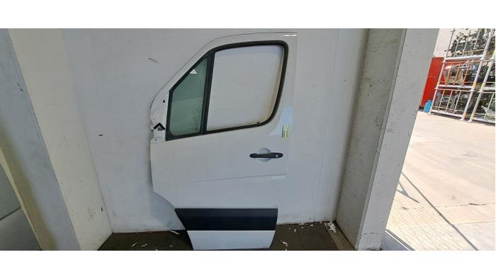 Portier 4Deurs links-voor Mercedes Sprinter