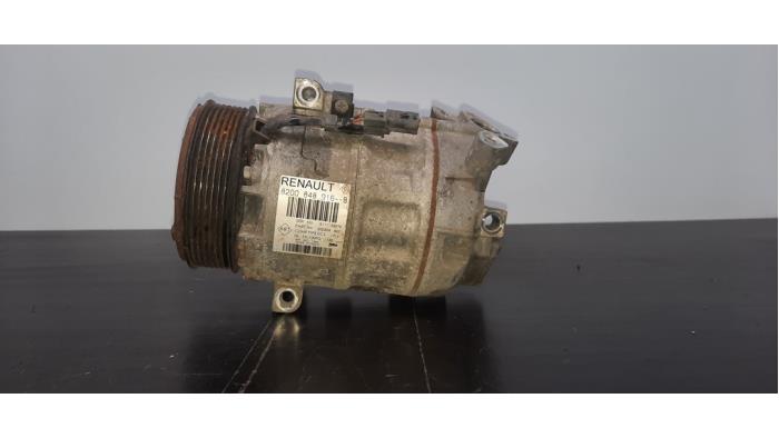 Pompe clim Opel Movano