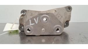 Gebruikte Versnellingsbak Steun Volkswagen Golf VIII Variant (GC5) 2.0 TDI BlueMotion 16V Prijs € 42,35 Inclusief btw aangeboden door Autohandel Didier