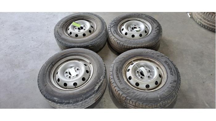 Kit jantes + pneumatiques Fiat Ducato