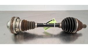 Gebruikte Steekas links-voor Volkswagen Golf VIII Variant (GC5) 2.0 TDI BlueMotion 16V Prijs € 199,65 Inclusief btw aangeboden door Autohandel Didier