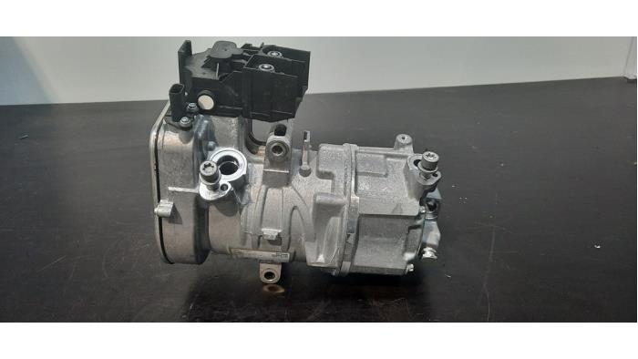 Pompe clim Mercedes C-Klasse