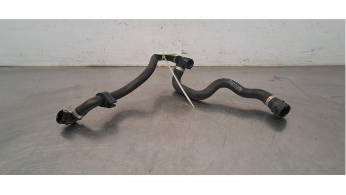 Tuyau radiateur Mercedes C-Klasse