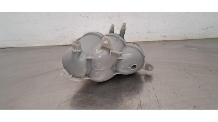 Réservoir d&#039;expansion Mercedes C-Klasse